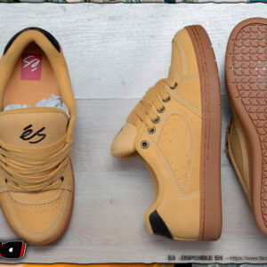 Es skateboarding accel